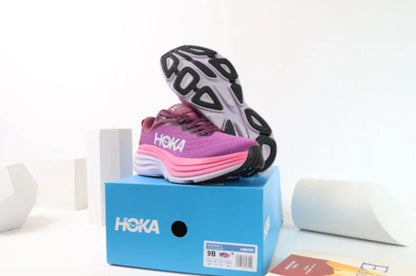 נעלי Bondi 8 Hoka מציעות את אחת מחוויות הריצה הרכות, היציבות והנוחות ביותר בעולם.